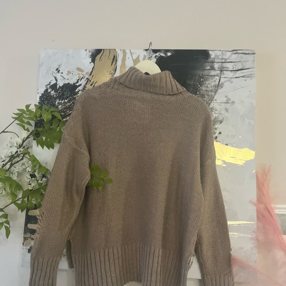 T by Talia Distressed Wool Turtleneck - Picture 7 of 8